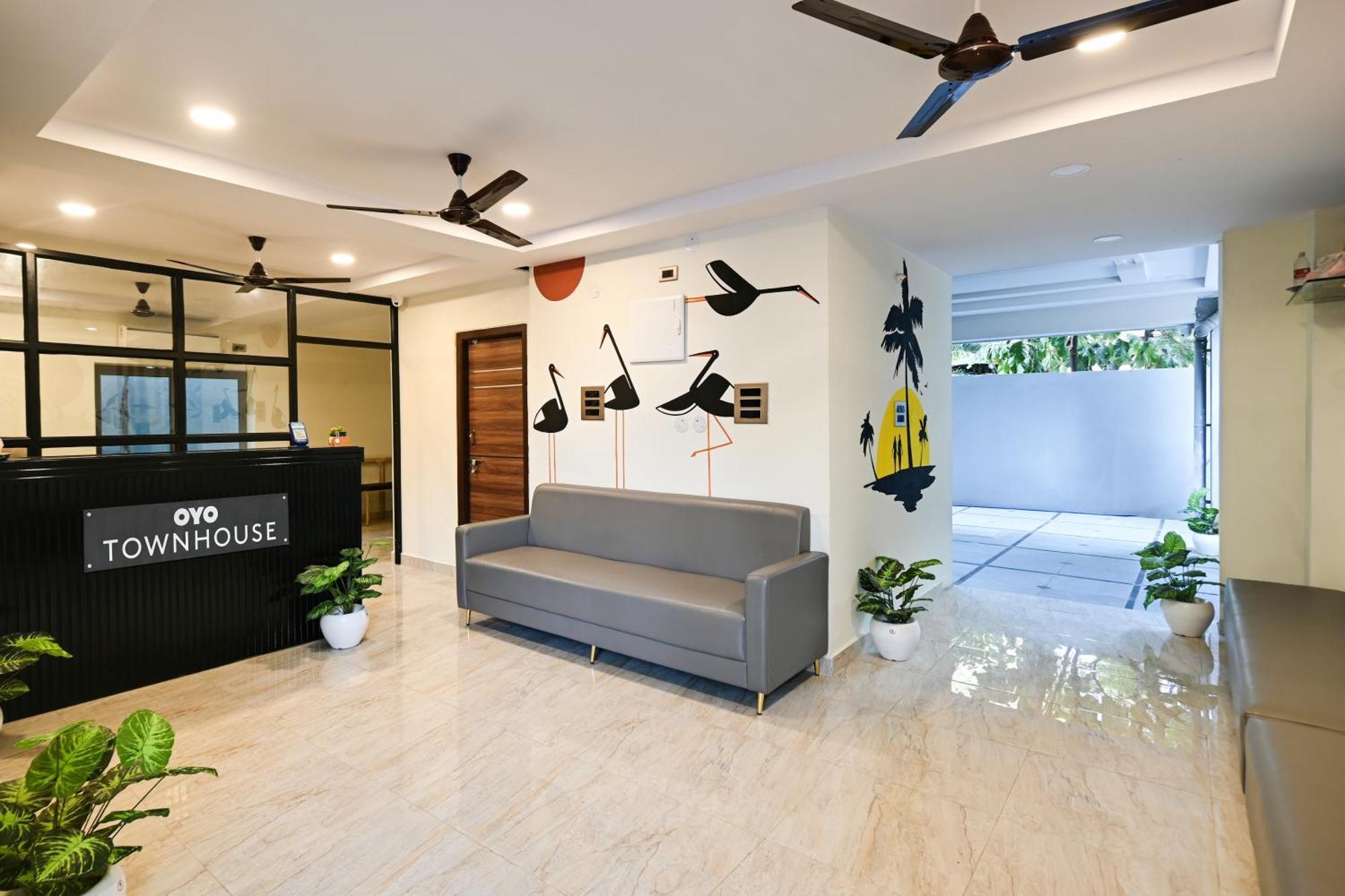 Super Townhouse De Alphabet Karmanghat Hyderabad Bagian luar foto